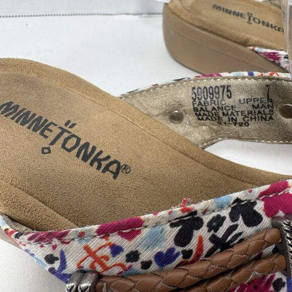 Minnetonka Sandals Womens Size 7 Silverthorne Slip On Wedge Thong Flip Flop G1 - Picture 3 of 11